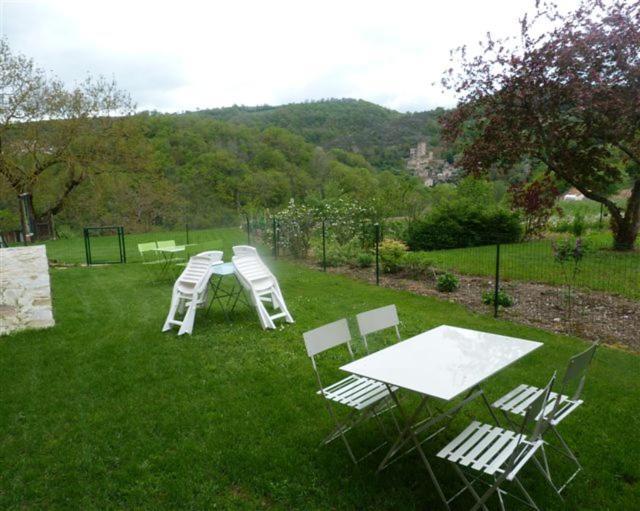 Chambre D'Hotes Cadravals Belcastel Aveyron Villa ภายนอก รูปภาพ